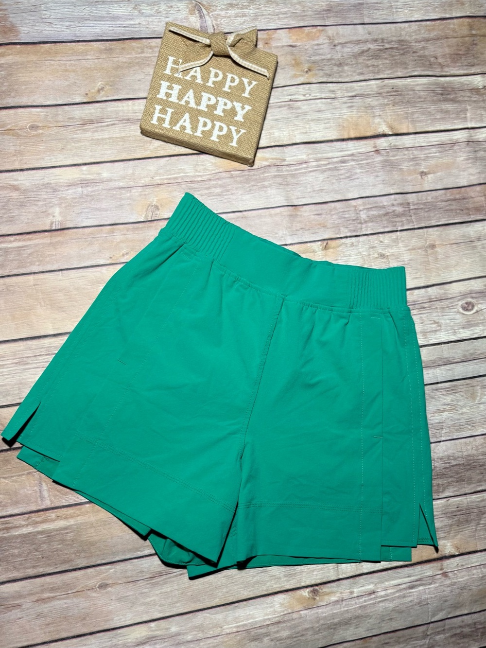 Lululemon Stretch Woven
Relaxed-Fit HR Short size XS Kelly Green - Picture 2 of 12